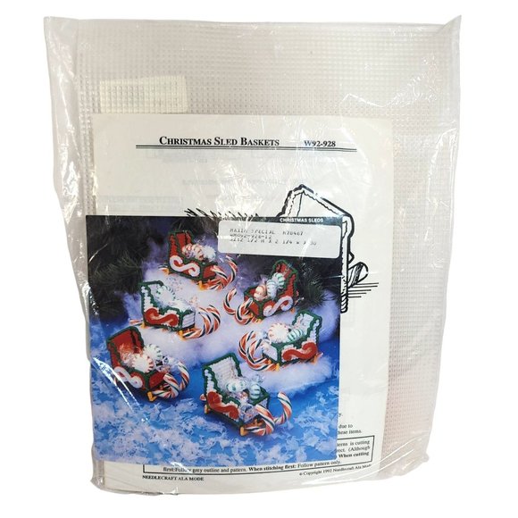 NOS Vintage 1992 Needlecraft Ala Mode Christmas Sled Baskets Plastic Canvas Kit - Picture 1 of 4